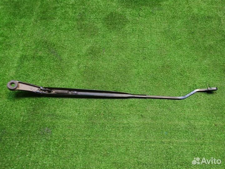 Поводок стеклоочистителя Nissan Primera 2001