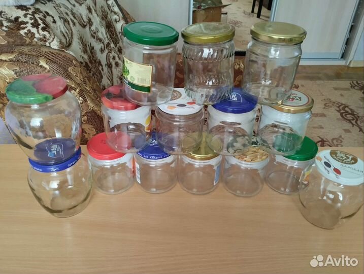 Банки стеклянные с винтовыми крышками