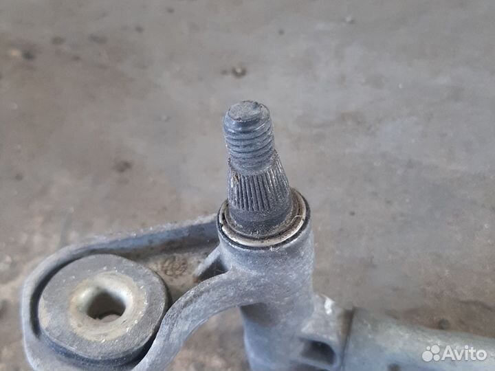 Трапеция стеклоочистителя Audi A4 B7