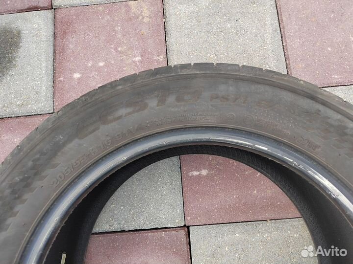 Kumho Ecsta PS71 205/55 R16