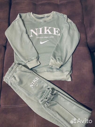 Спортивный костюм nike