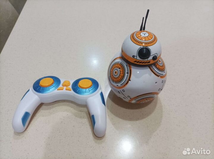 Игрушка. Интеллектуальный робот BB8