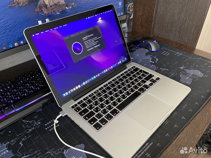 MacBook Pro 13 (2015) Retina с сумкой и защитой