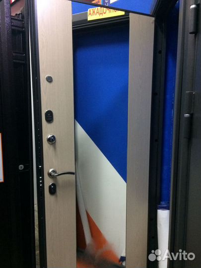 Входные двери со склада