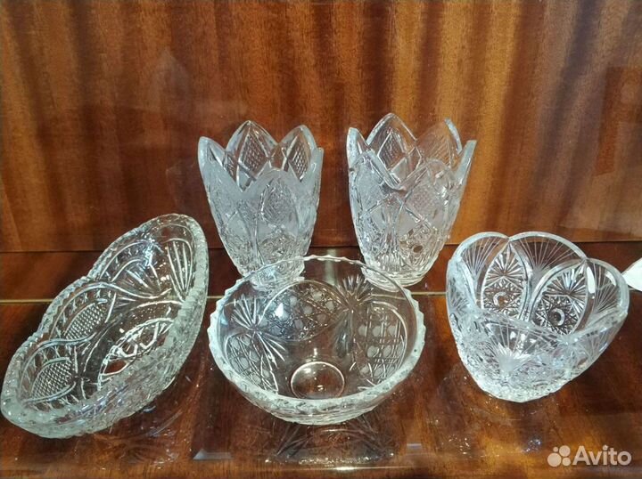 Хрустальные вазы, конфетницы, большие и маленькие