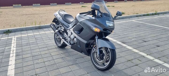 Kawasaki ZZR400-2