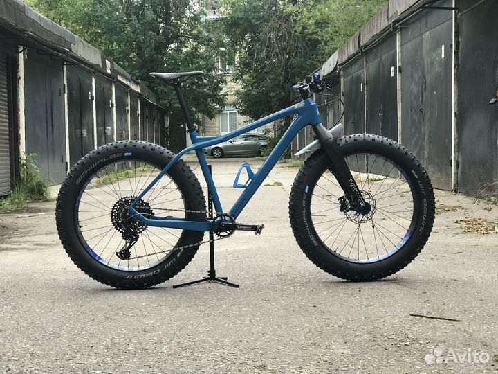 Полностью карбоновый фэтбайк на раме vpace