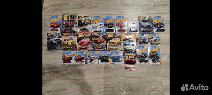 Коллекция машинок hot wheels