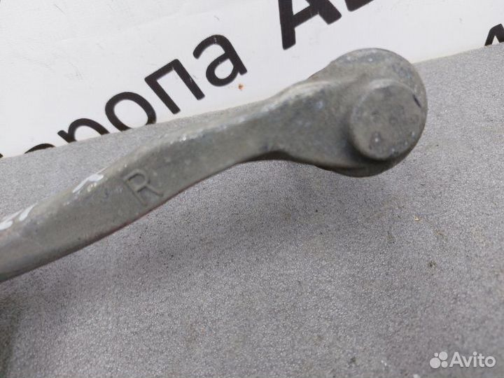 Рулевой наконечник правый Mercedes-Benz C-Class