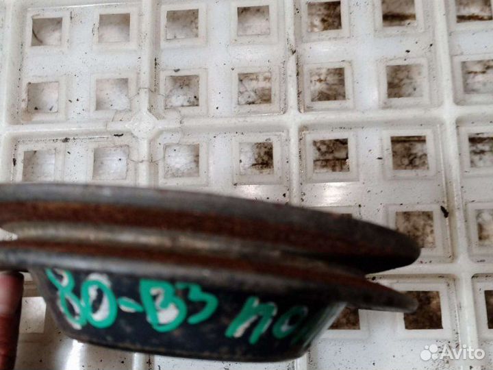 Шкив помпы Audi 80 В3 1.8I 1990