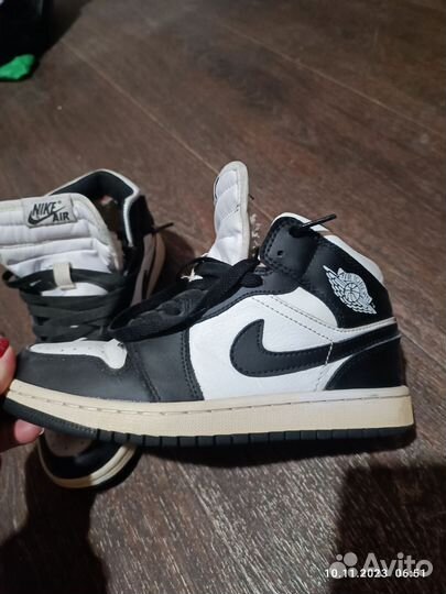 Кроссовки зимние