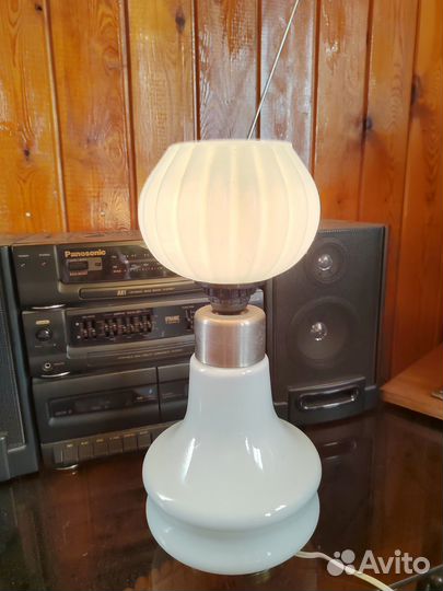 Светильник настольный