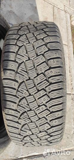 Continental IceContact 2 215/50 R17 T