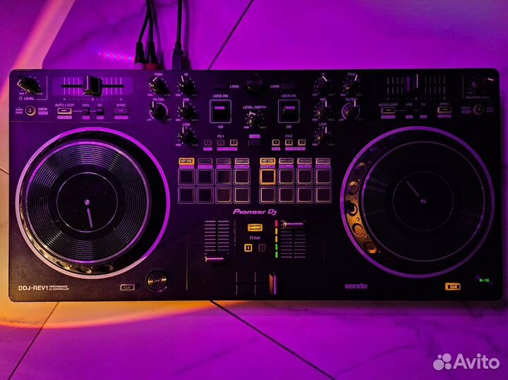 Dj контролер Pioneer DDJ REV-1