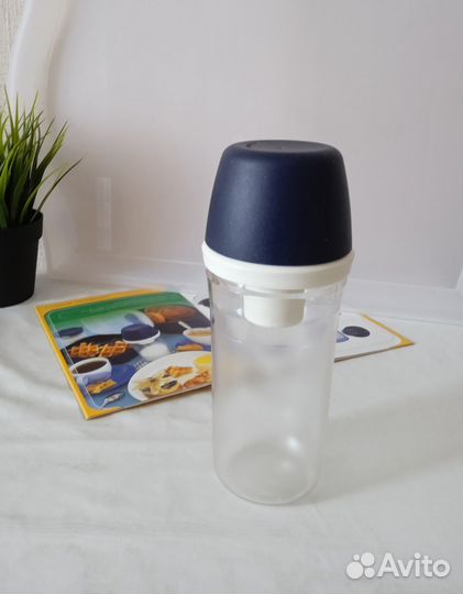 Tupperware (шейкеры, сахарница-дозатор.)