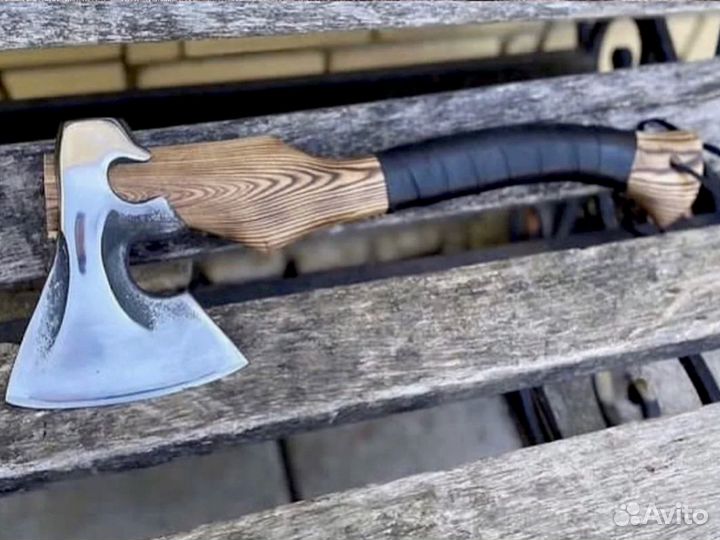 Топор туристический