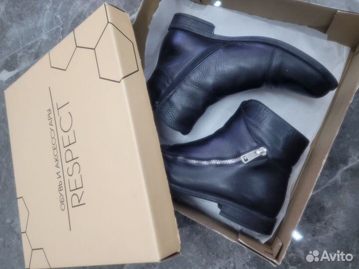 Ботинки женские демисезонные 39 размер