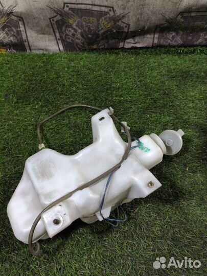 Бачок омывателя Mazda Mpv lvlr WLT