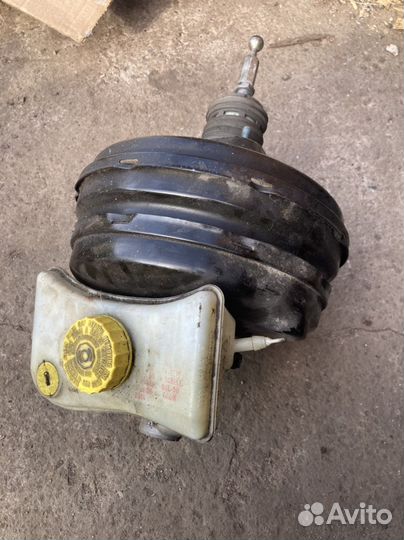 Вакуумный усилитель тормозов Passat B5+