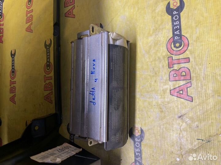 Парприз Volkswagen Jetta AZJ 2001