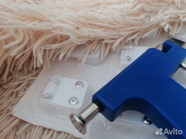 Прокол ушей/крыла носа