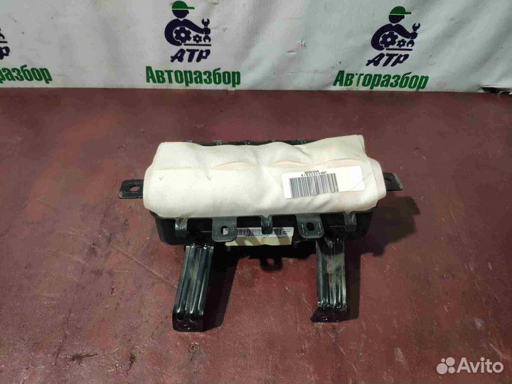 Подушка безопасности в торпедо Hyundai Solaris