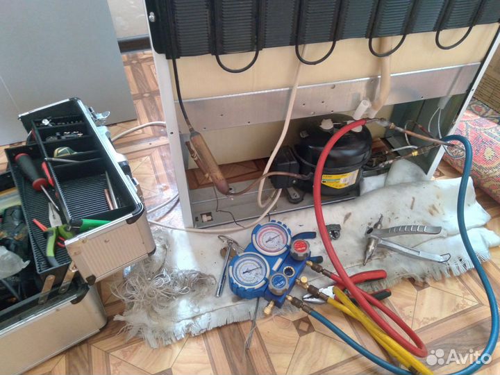 Ремонт холодильников