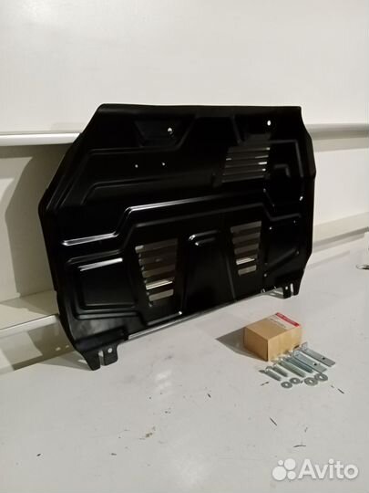 R40101F001 Защита картера Kia Sportage 2004-2010