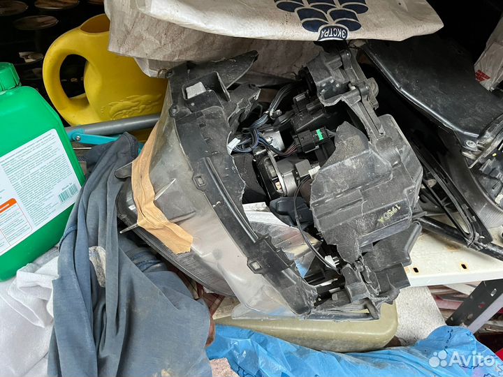 Hyundai Santa Fe 4 фара правая