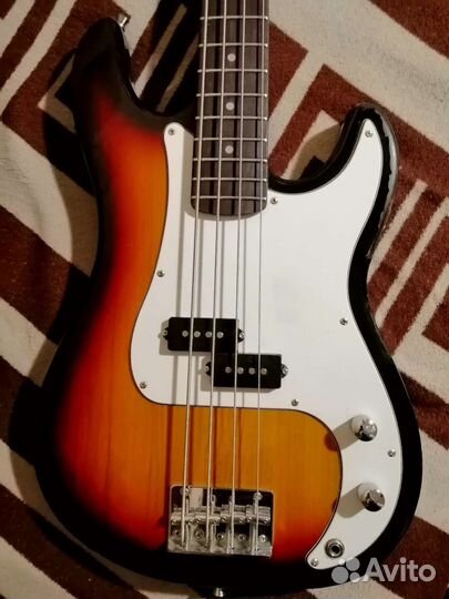 Бас гитара Ashtone Presicion Bass