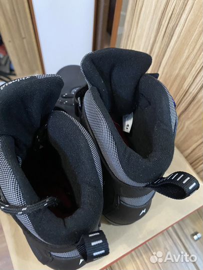 Лыжные ботинки