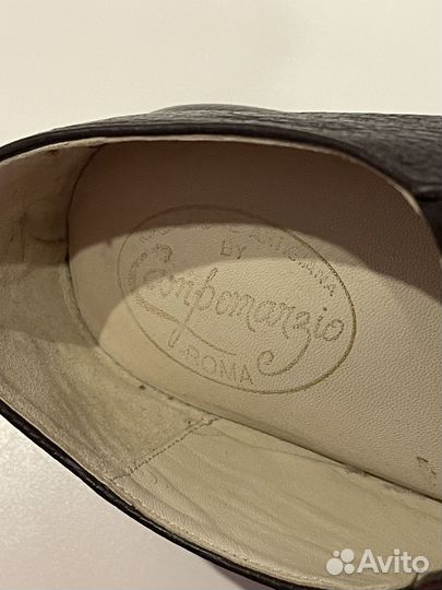 Итальянские кожаные тапочки новые 44 р