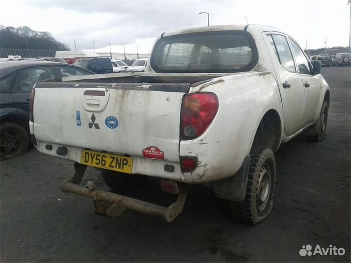 Разбор на запчасти Mitsubishi L200