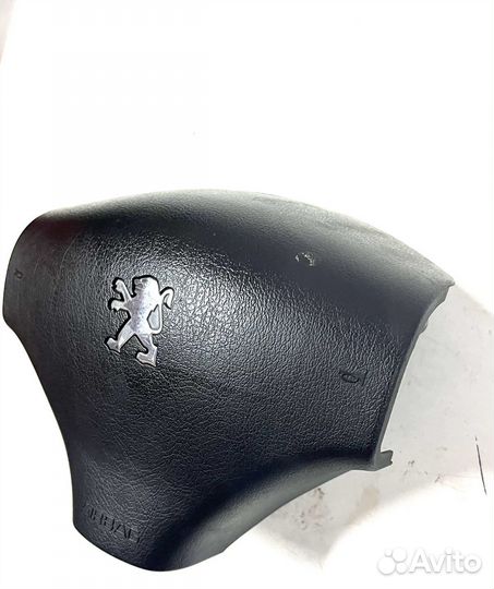 Подушка безопасности в руль Peugeot 206