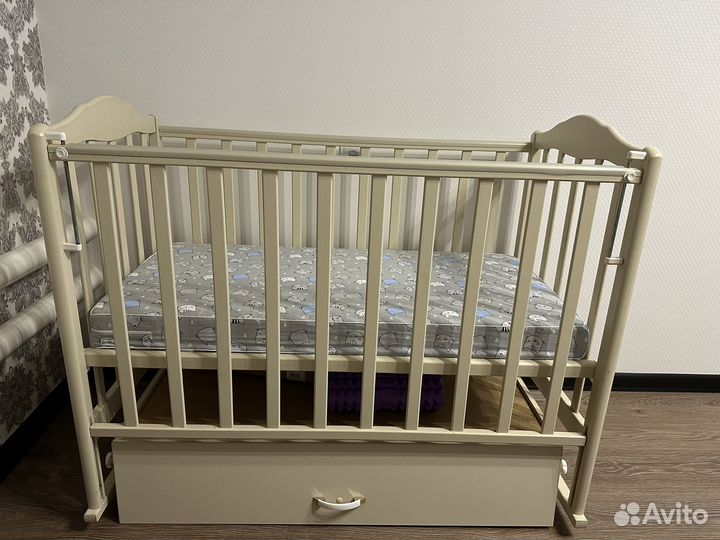 Кроватка детская
