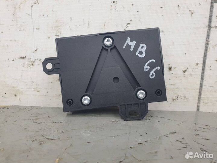 Блок управления топливным насосом Mercedes E-Class