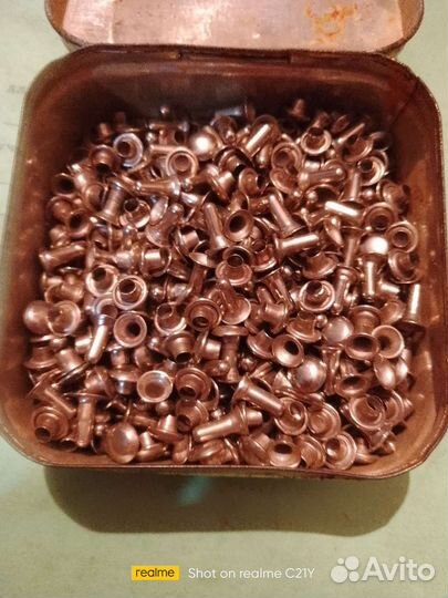 Заклепки.круглые.для.одежды.цвет.блестящий