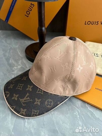 Кепка бейсболка Louis Vuitton