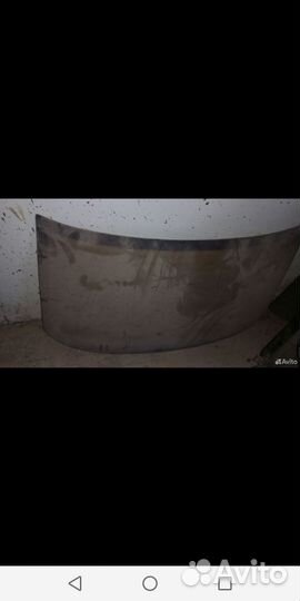 Продам заднию стекло