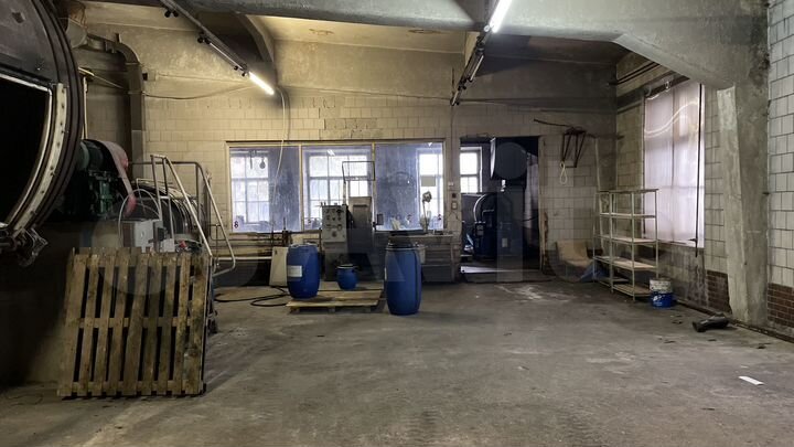 Склад/производство от 600 - 5000 кв м на ваське