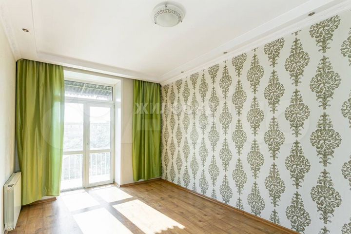 2-к. квартира, 56,5 м², 4/4 эт.