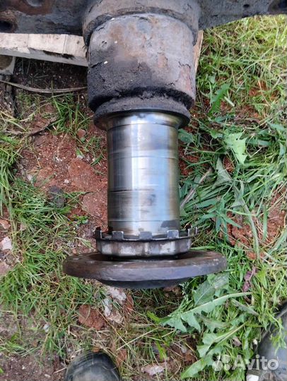 Задний мост на volvo fh12