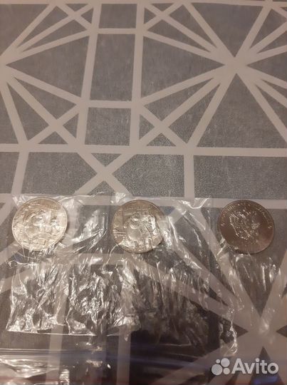 25 Рублей 2021г. Маша и Медведь цветная и обычная