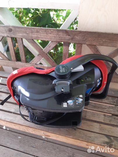 Детское автомобильное кресло britax