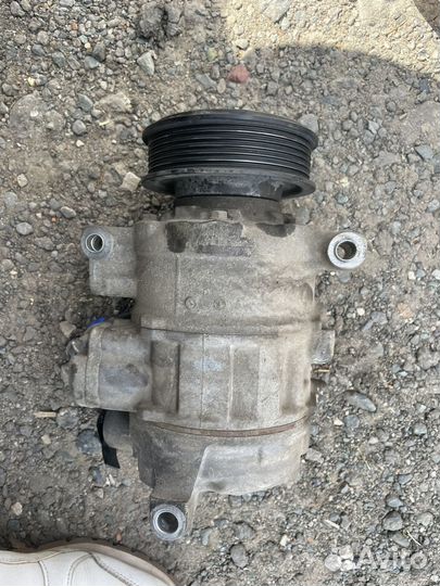 Компрессор кондиционера Ауди а4 б8