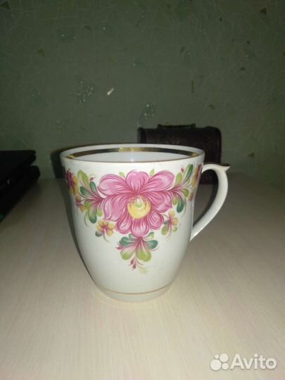 Большая чайная кружка