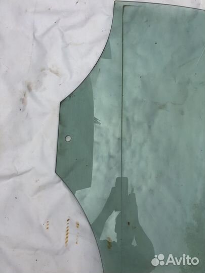 Стекла задних дверей Volkswagen Passat B6