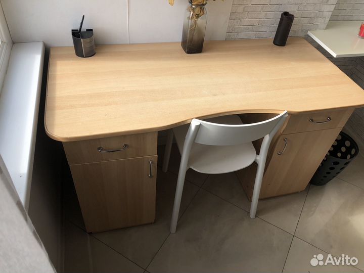 Компьютерный стол