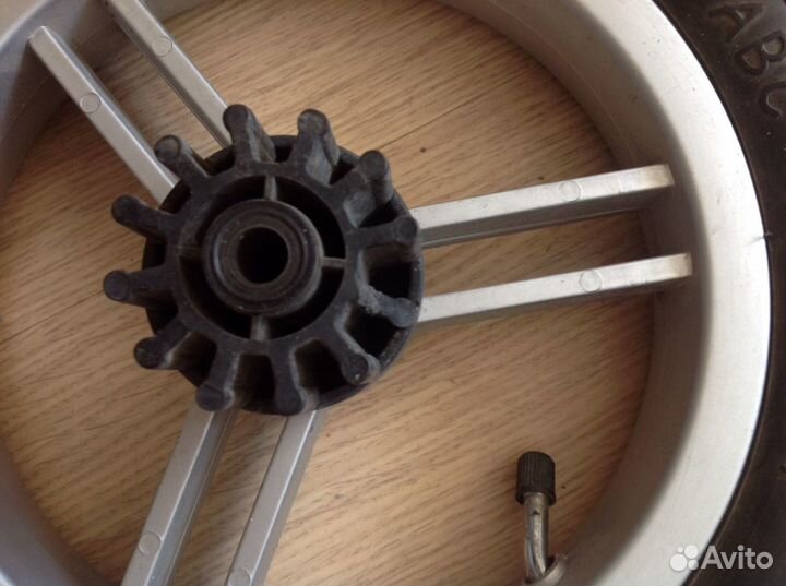 Коляски прогул.разные,одежда на Roan Rocco,колёса