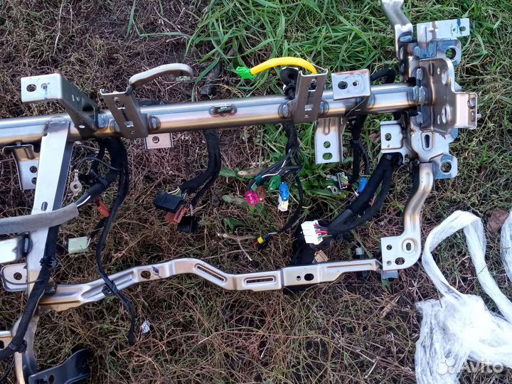 Проводка парприза Geely Coolray SX11